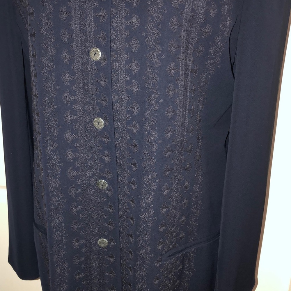 Francess & Rita Embroidered Blazer - Picture 3 of 8